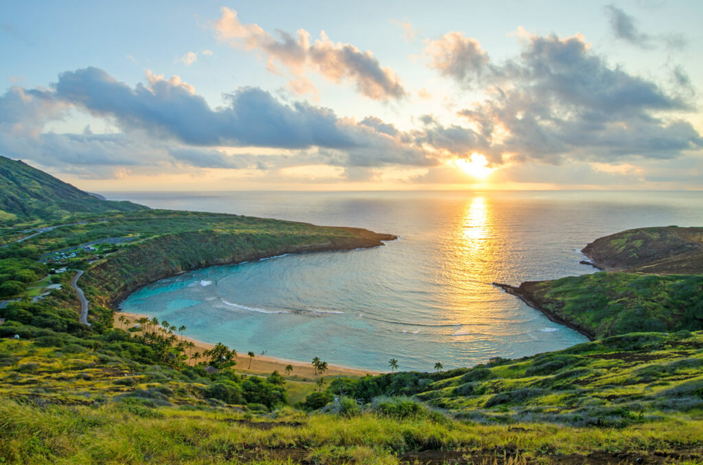 Sunrise over Hanauma bay in Honolulu, Hawaii