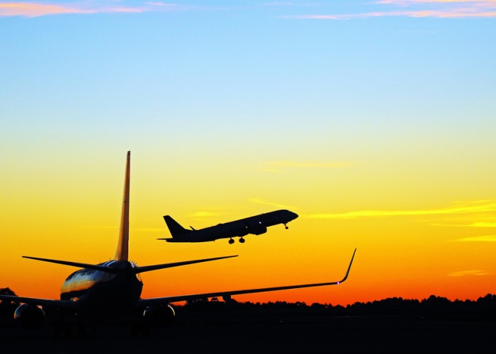 What’s the Difference Between Nonstop and Direct Flights?